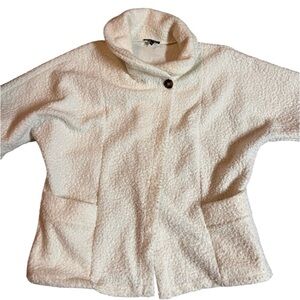 Papa Cozy Cream White Textured Jacket. Made in ITALY. L/XL. Roomy. Warm.